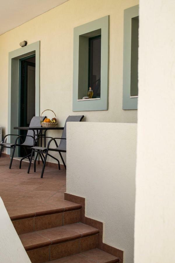 Sun & Sea Móchlos Exterior foto
